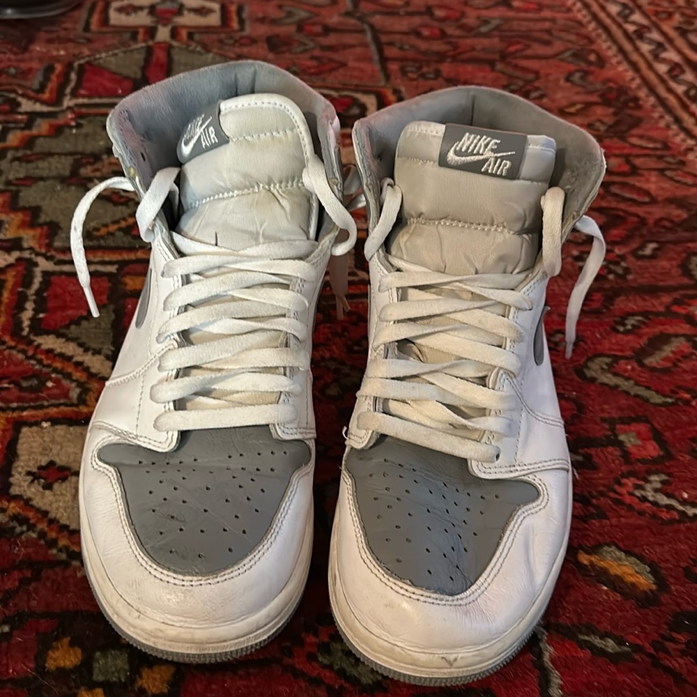 Air Jordan - AJ1 - Jordan 1 - white and Grey - 9.5